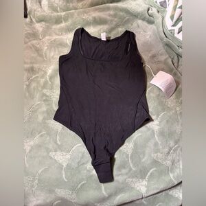 Lululemon body suit